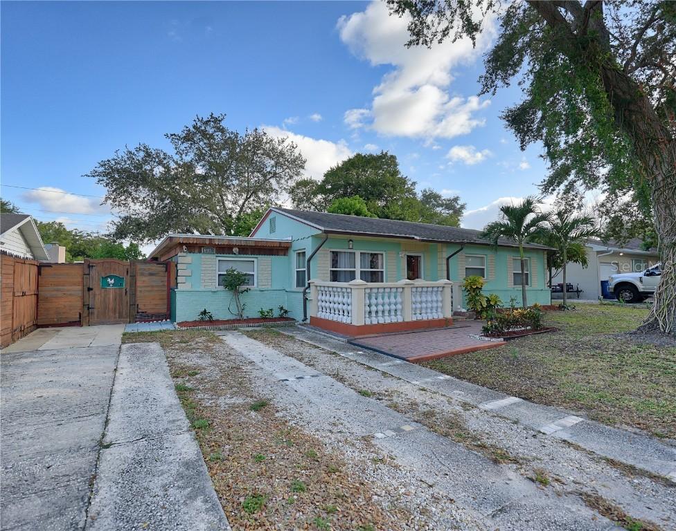 6485 13th Ave., St Petersburg, FL 33710