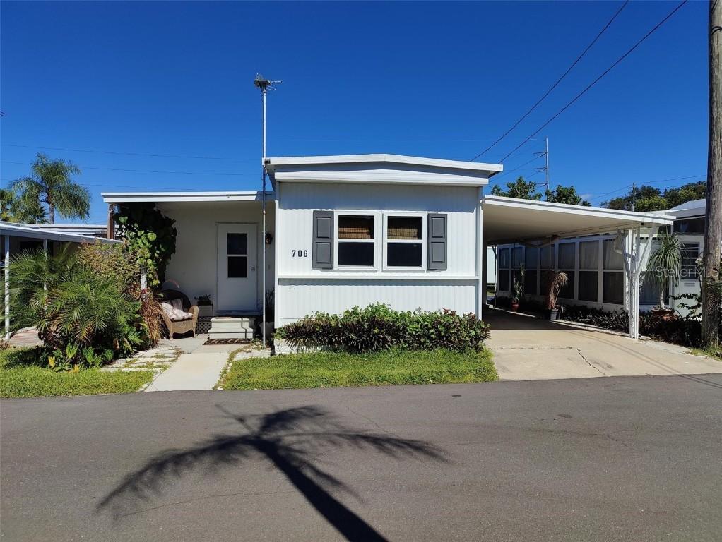 1600 N Old Coachman Rd. #706, Clearwater, FL 33765
