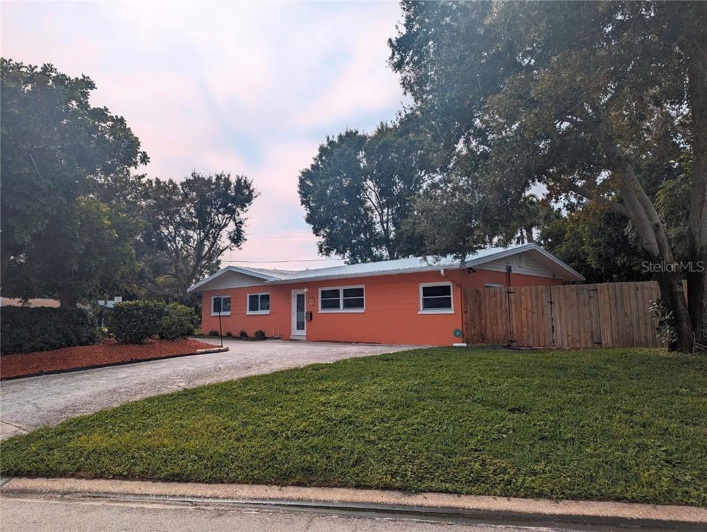 3755 Beach Dr., St Petersburg, FL 33705