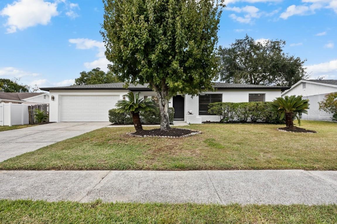 4317 Foxglen Ln., Tampa, FL 33624