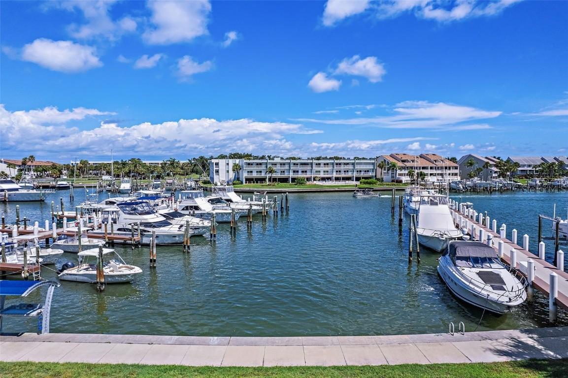 429 3rd Ave., Tierra Verde, FL 33715