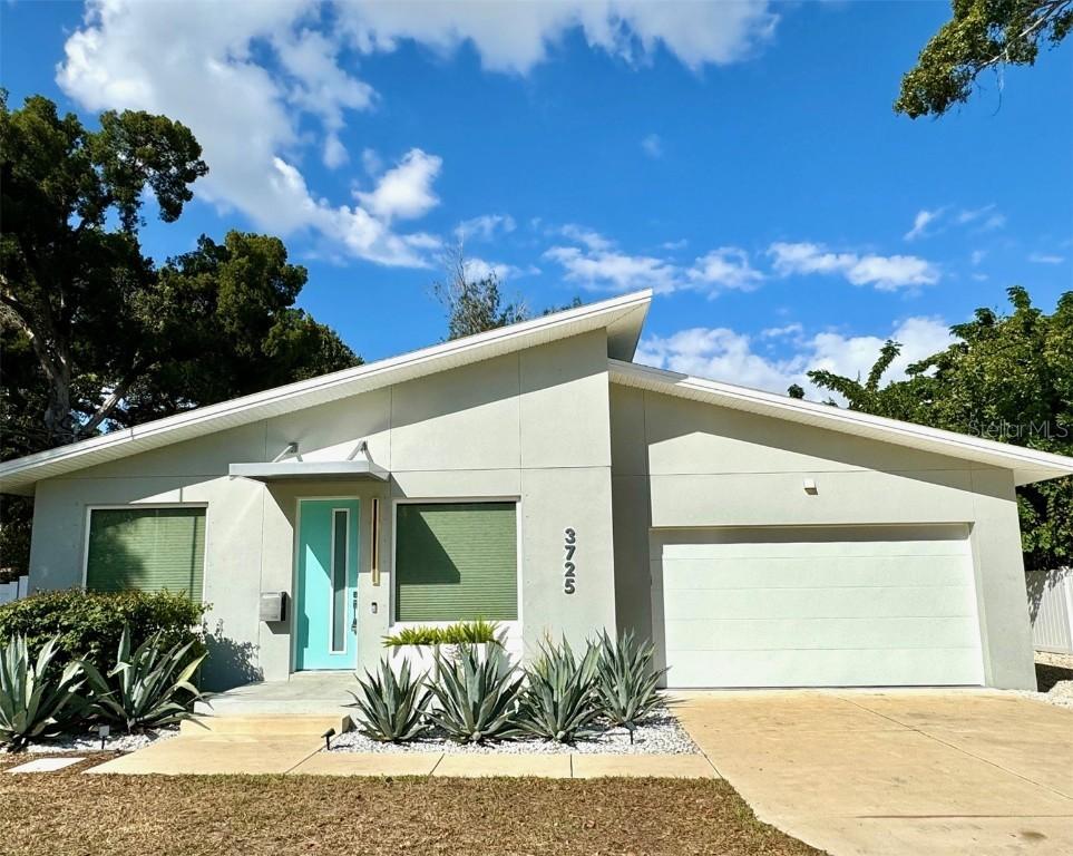 3725 21st Ave., St Petersburg, FL 33711