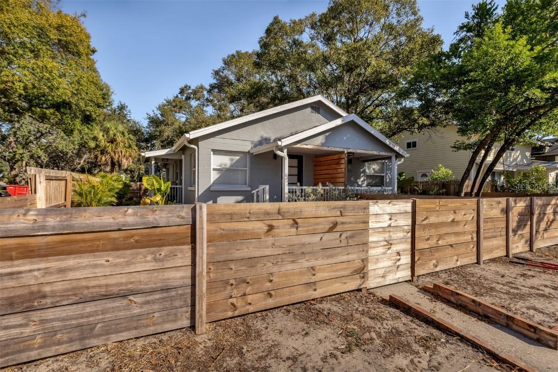857 22nd Ave., St Petersburg, FL 33704
