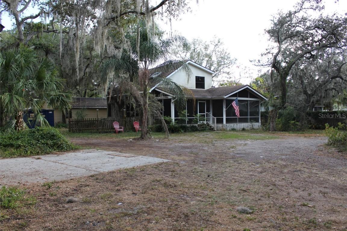 2214 S Village Ave., Tampa, FL 33612