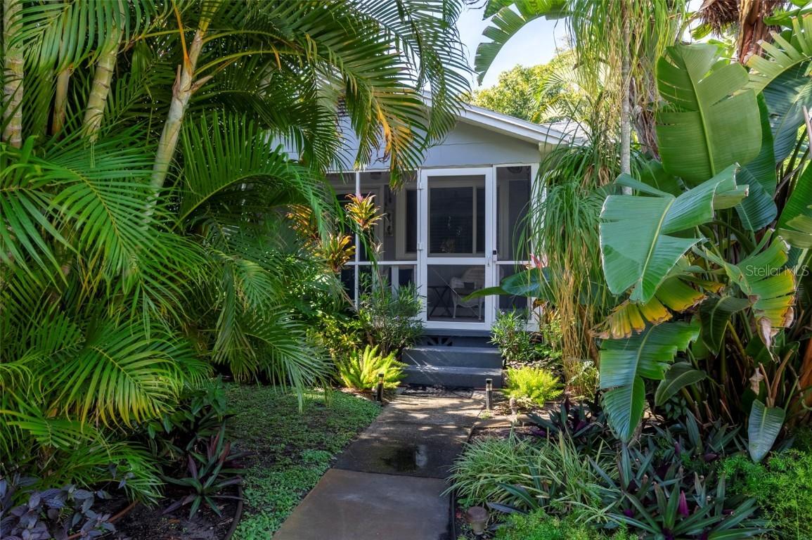 2919 49th St., Gulfport, FL 33707