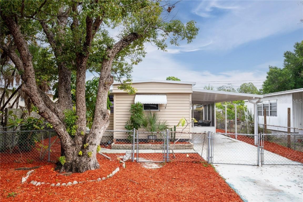 5255 E Park St., St Petersburg, FL 33709