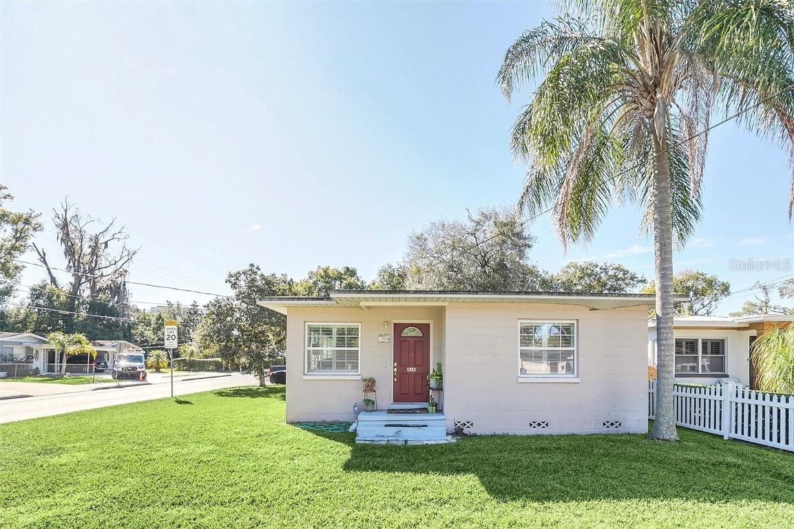 46 E Hazel St., Orlando, FL 32804
