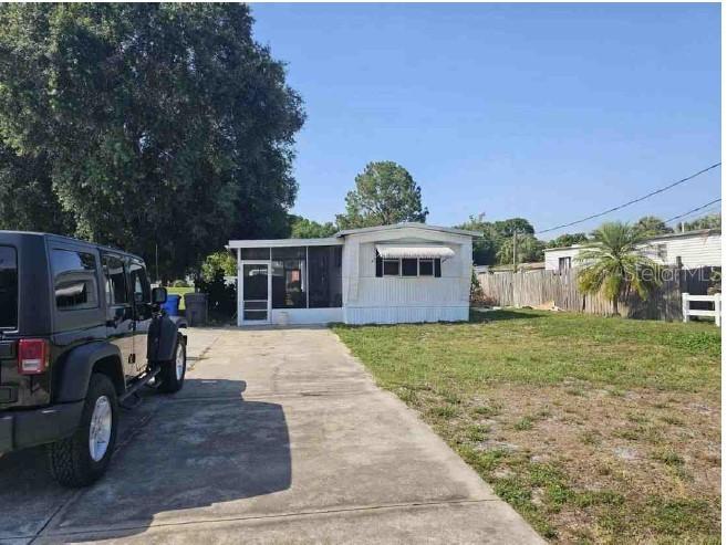 2817 Universal Dr., Ruskin, FL 33570