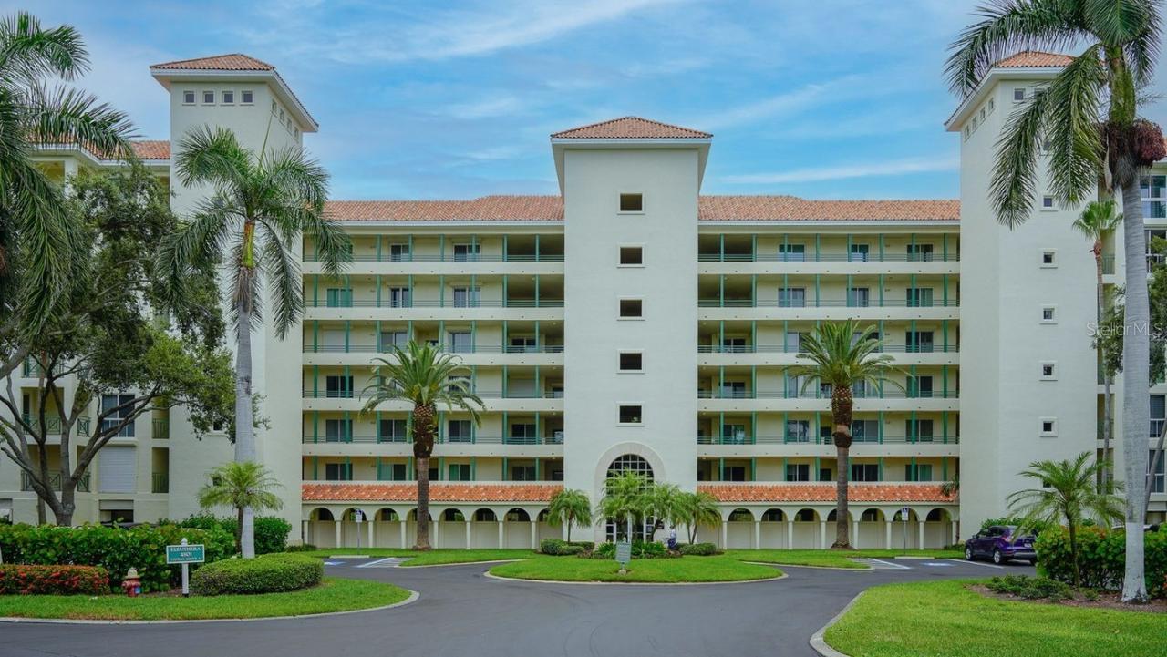 4801 Osprey Dr. #107, St Petersburg, FL 33711