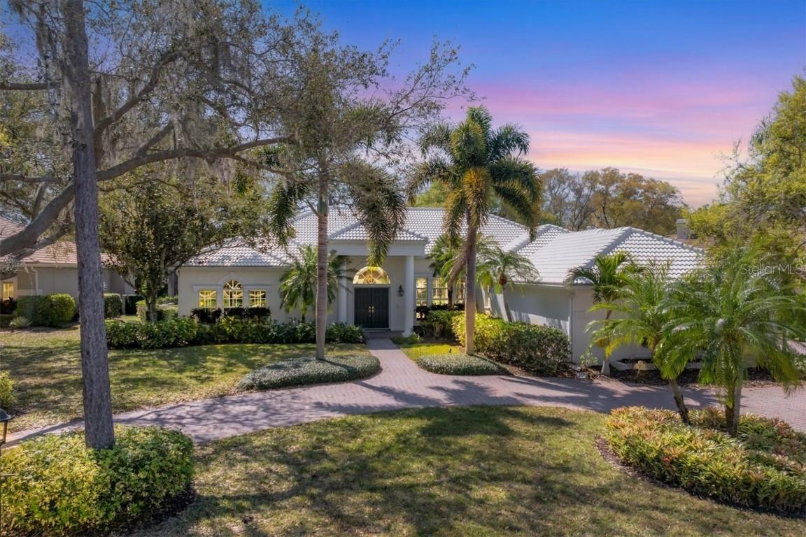 8207 Regents Ct., University Park, FL 34201