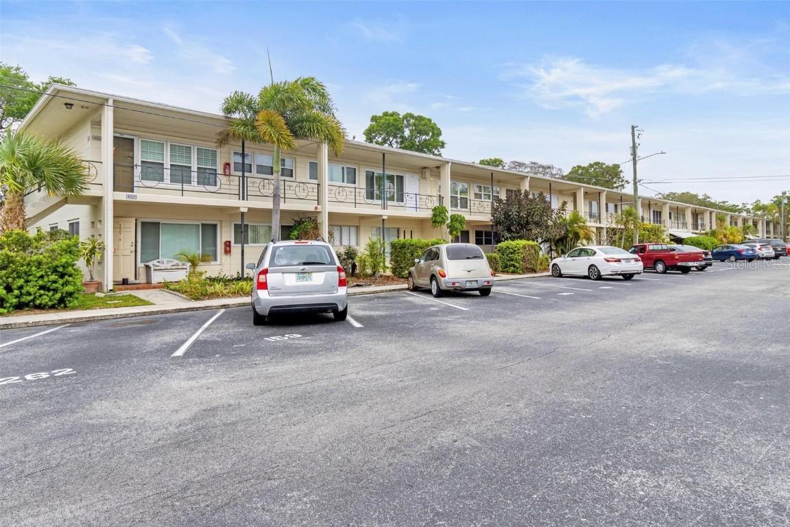 4022 57th St. #262, Kenneth City, FL 33709