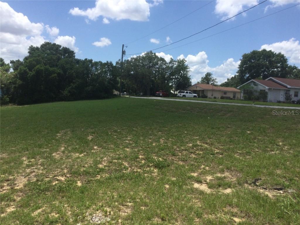 15th St., Haines City, FL 33844