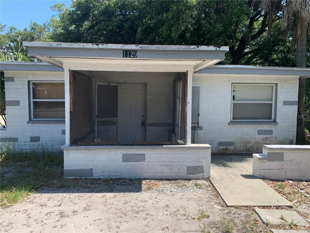 1129 Woodlawn St., Clearwater, FL 33756