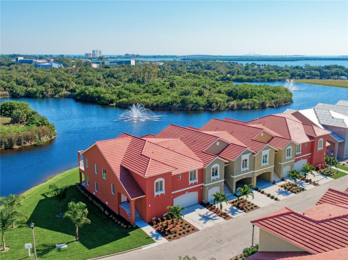 17B Franklin Ct., St Petersburg, FL 33711