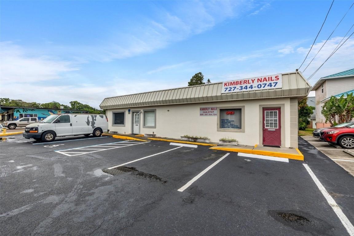 800 Pasadena Ave., St Petersburg, FL 33707