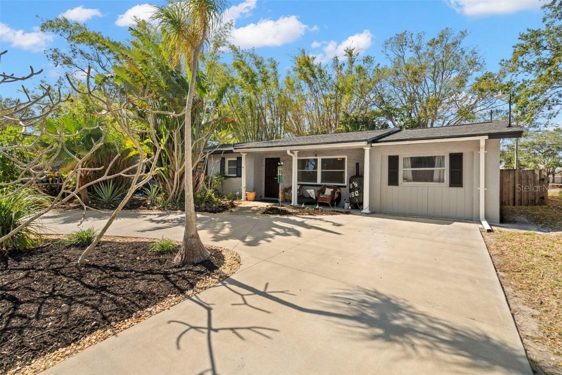 1736 W Manor Ave., Clearwater, FL 33765