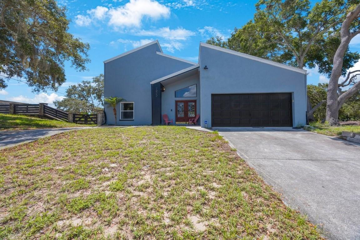 2000 Brent Pl., Palm Harbor, FL 34683