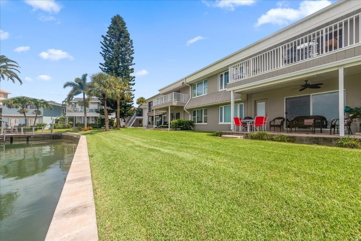 400 Larboard Way #106, Clearwater Beach, FL 33767