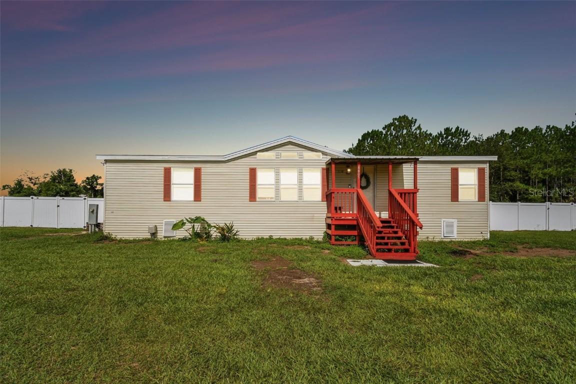 8805 Morash St., Zephyrhills, FL 33540