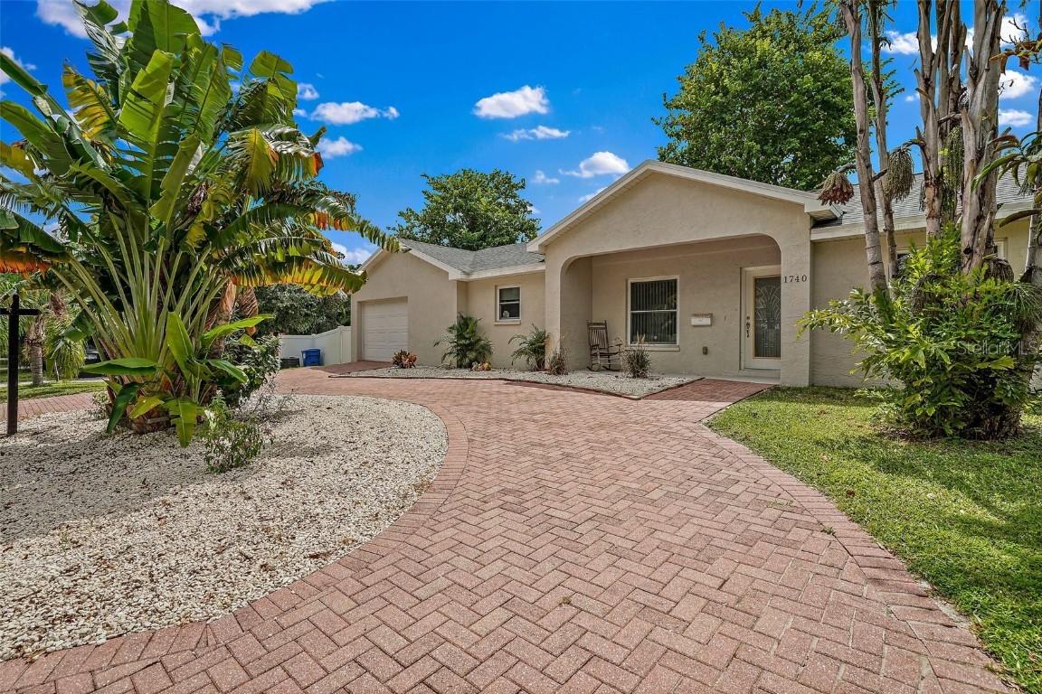 1740 51st St., St Petersburg, FL 33710