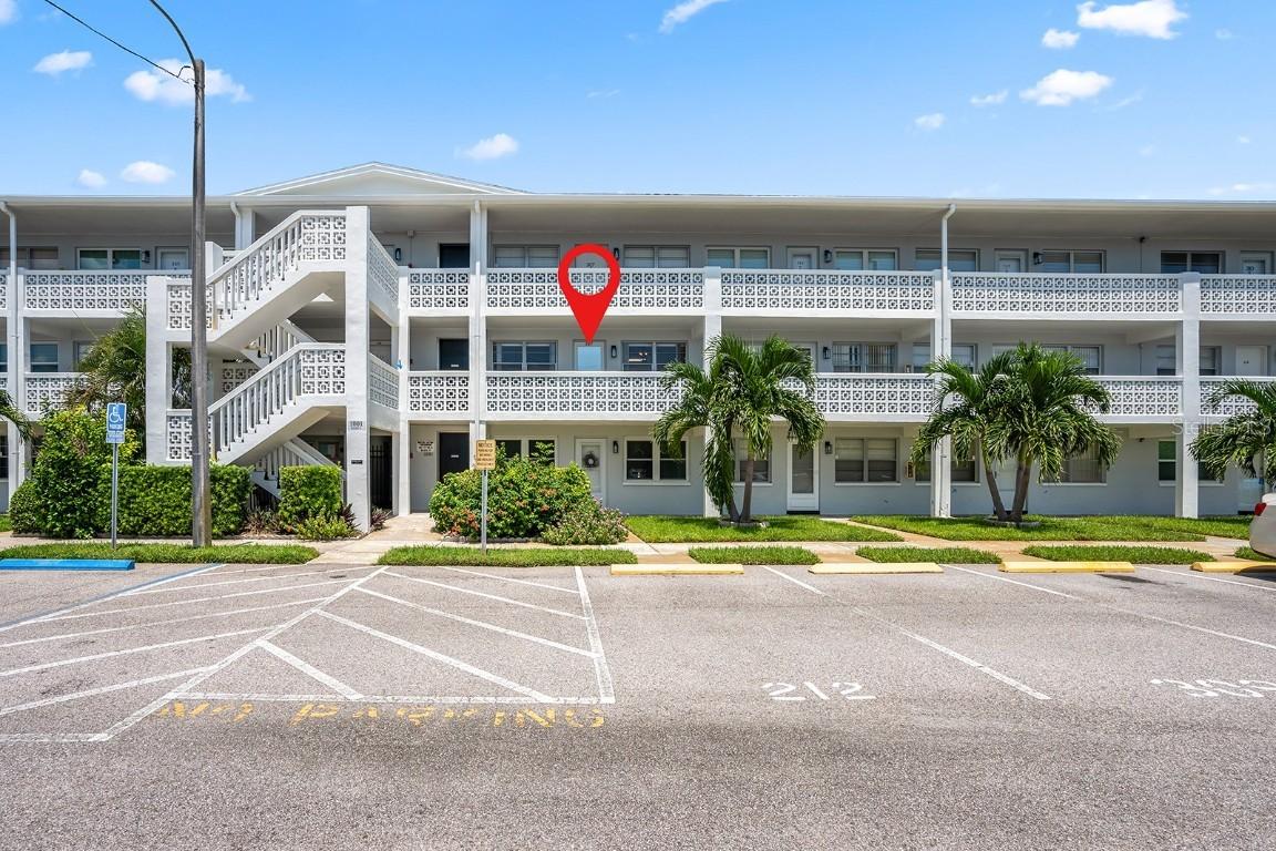 1001 77th Ave. #207, St Petersburg, FL 33702
