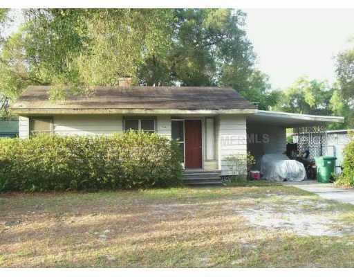 704 W Oakdale Ave., DeLand, FL 32720