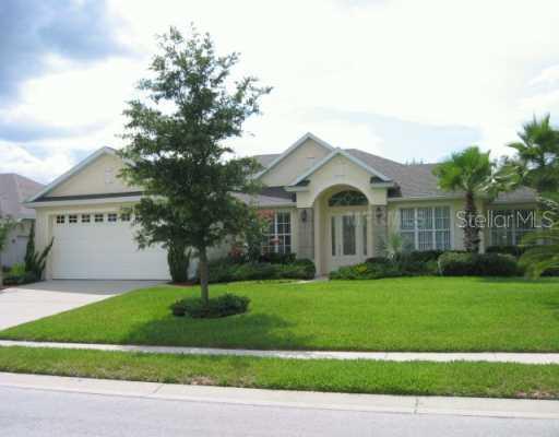 268 Hazeltine Dr., DeBary, FL 32713