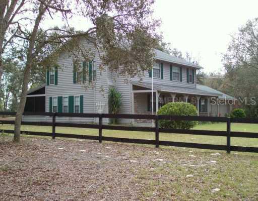 5311 Michelle Dr., De Leon Springs, FL 32130