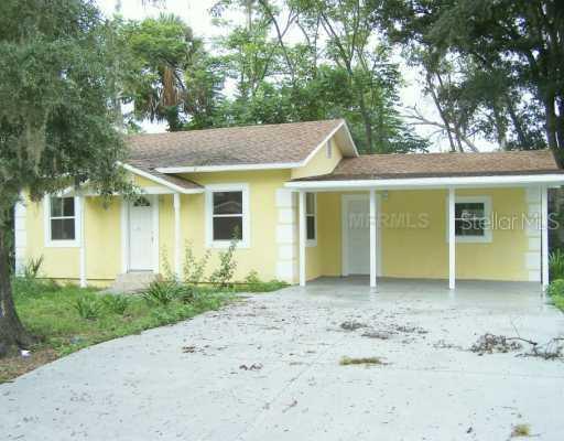 4885 Billings Ave., De Leon Springs, FL 32130
