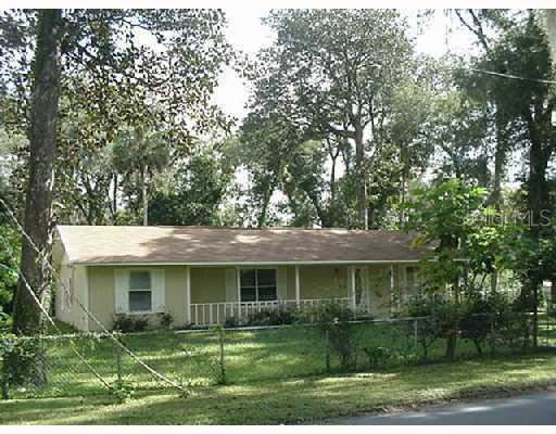 405 Alhambra Ave., De Leon Springs, FL 32130