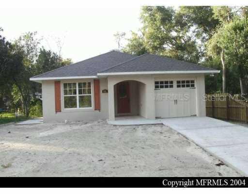 406 Reynolds Rd, De Leon Springs, FL 32130