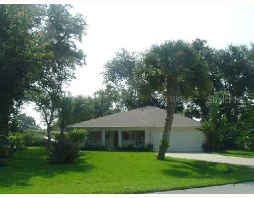 2203 Kumquat Dr., Edgewater, FL 32141