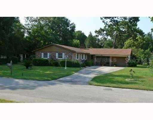 1106 E University Ave., DeLand, FL 32724