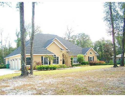 2225 N Spring Garden Ave., DeLand, FL 32720