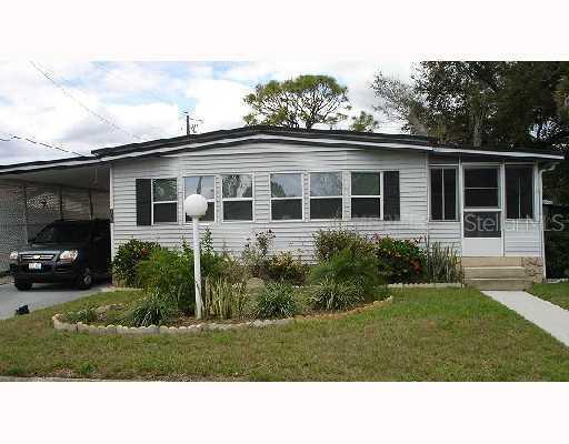 105 Pine St., Edgewater, FL 32141