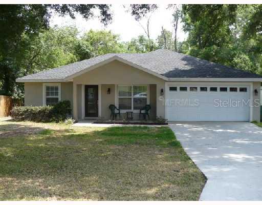 1106 Helen Dr., DeLand, FL 32720