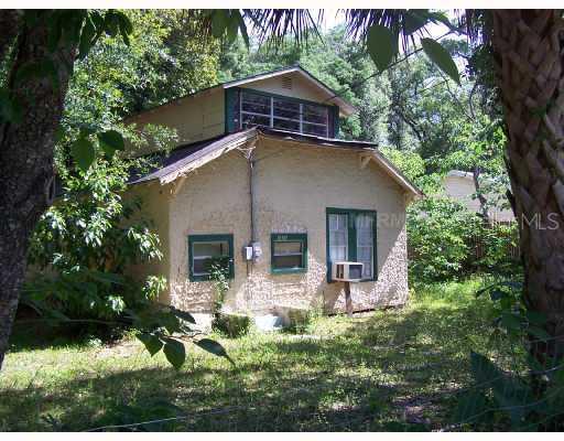 1311 E Voorhis Ave., DeLand, FL 32724