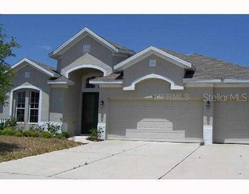 543 Woodford Dr., DeBary, FL 32713