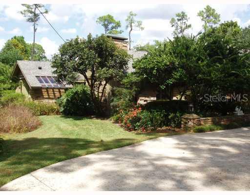 6115 Linneal Beach Dr., Apopka, FL 32703