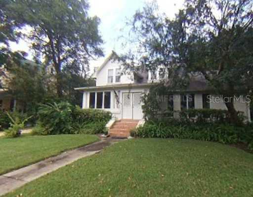 209 W Minnesota Ave., DeLand, FL 32720