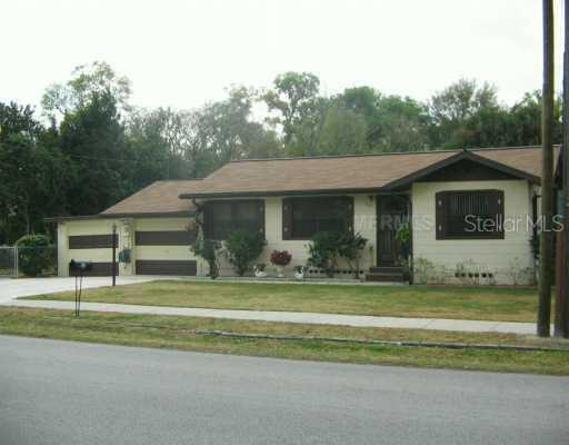 930 W Wisconsin Ave., DeLand, FL 32720