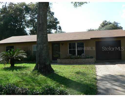 650 W Blue Lake Ter., DeLand, FL 32724