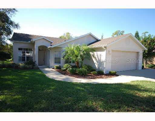 319 Green Reed Rd., DeBary, FL 32713