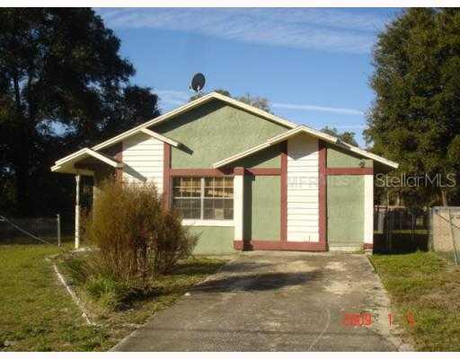1582 S High St., DeLand, FL 32720