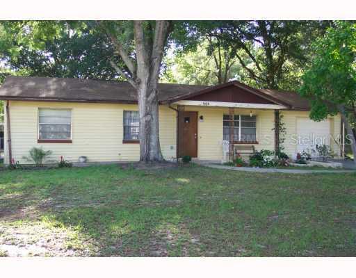 866 Pratt St., Deland, FL 32720