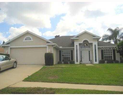 76 Hollow Pine Dr., DeBary, FL 32713