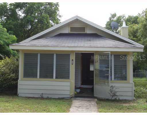 104 E Taylor Ave., Eustis, FL 32726