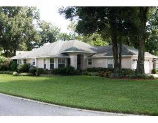 1127 Stillwater Dr., DeLand, FL 32720