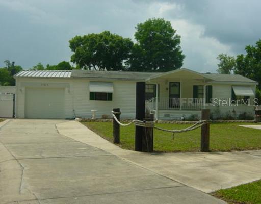 25018 Loyd St., Astor, FL 32102