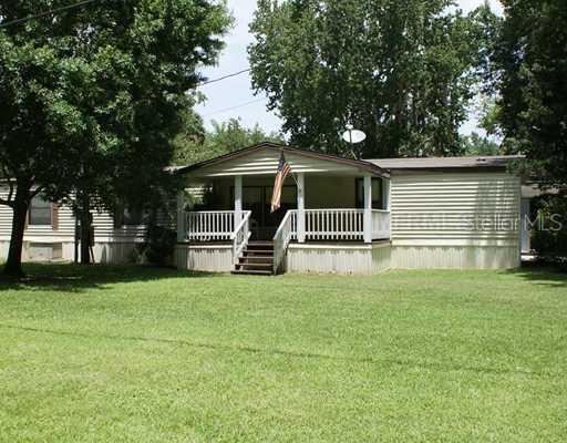 24845 Pearl St., Astor, FL 32102